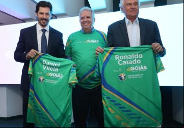 Vice-governador Daniel Vilela, secretário de Esporte e Lazer, Henderson de Paula, e governador Ronaldo Caiado no lançamento dos Jogos Abertos 2023