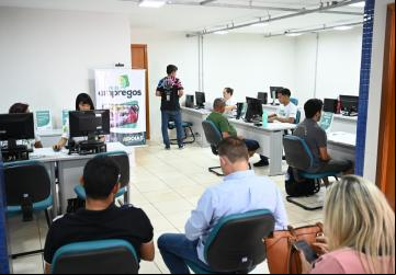 Além das vagas abertas no Mutirão do Emprego, mais de 6 mil oportunidades de trabalho estão disponíveis no aplicativo Minha Vaga!, do Governo de Goiás