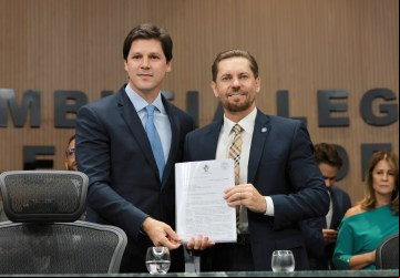 Governador em exercício Daniel Vilela durante abertura dos trabalhos legislativos na Alego: 