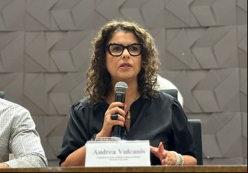 Secretária Andréa Vulcanis na abertura da Conferência Estadual do Meio Ambiente