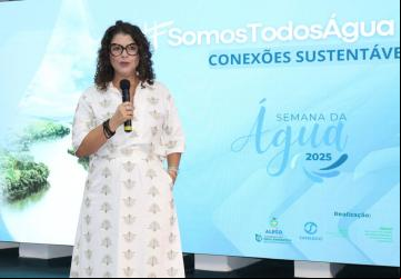 Secretária de Meio Ambiente e Desenvolvimento Sustentável de Goiás, Andréa Vulcanis, durante abertura da Semana da Água, em Goiânia