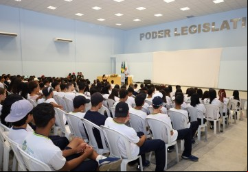 Sessões do projeto Cine Goiás Itinerante aliam entretenimento, cultura e capacitação
