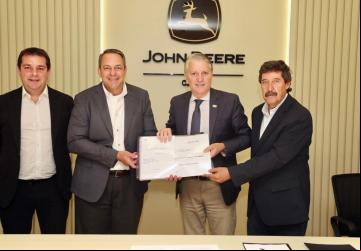  Multinacional John Deere entrega o projeto de reestruturação do Distrito Mineraleindustrial de Catalão