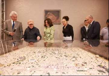 Ronaldo e Gracinha Caiado na apresentação da obra Solo Goiano: 