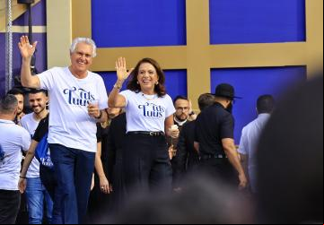 Governador Ronaldo Caiado e coordenadora do Goiás Social, Gracinha Caiado, agradeceram pelas bênçãos recebidas na vida pessoal e na gestão do Governo de Goiás