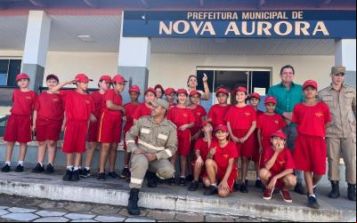 Nova Aurora: Prefeito Junior Pimenta recebe Bombeiros Mirins e destaca parceria com o Corpo de Bombeiros 